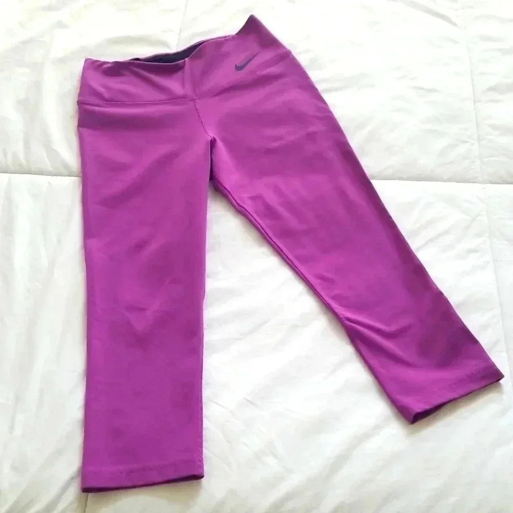 Nike Dri-Fit Capri Women's Leggings